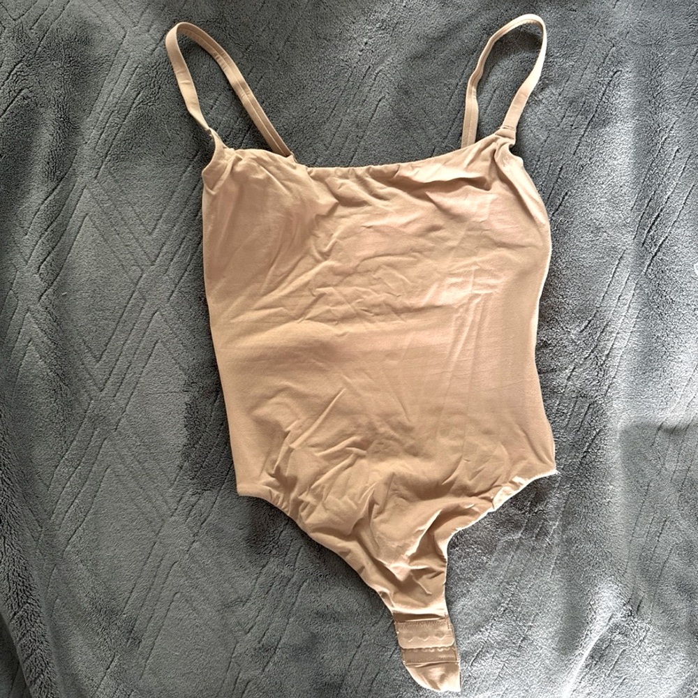 Skims corset bodysuit! Shapewear
